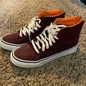 Vans Maroon Hightops Women’s 5.5 NWT